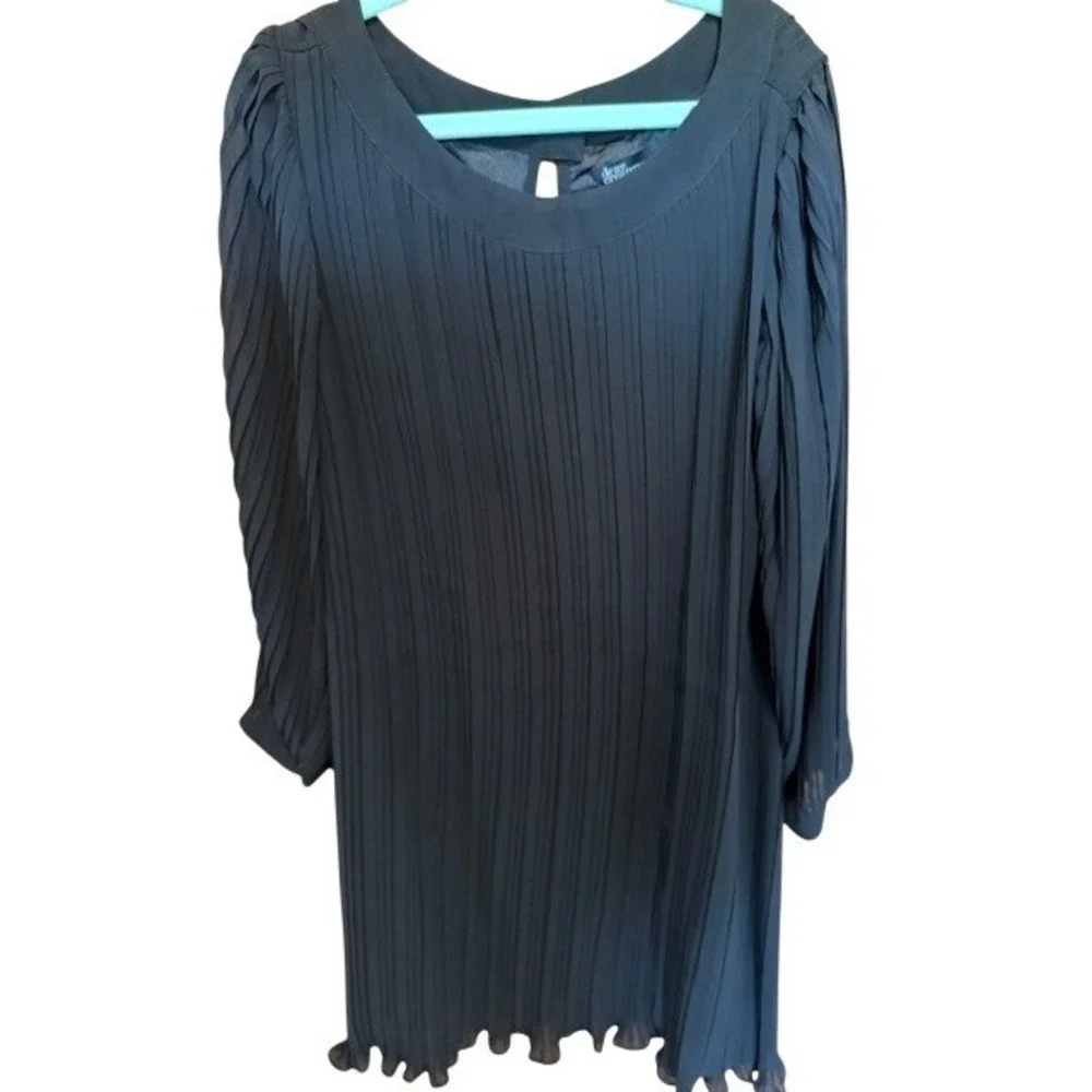 Dear Creatures Black Accordion Pleat Chiffon Mini Dress 3/4 Sleeve XS - Picture 3 of 9